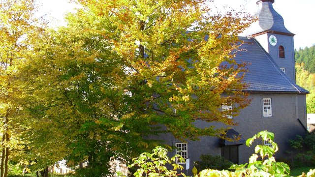 Dreieinigkeitskirche im Luftkurort Stützerbach