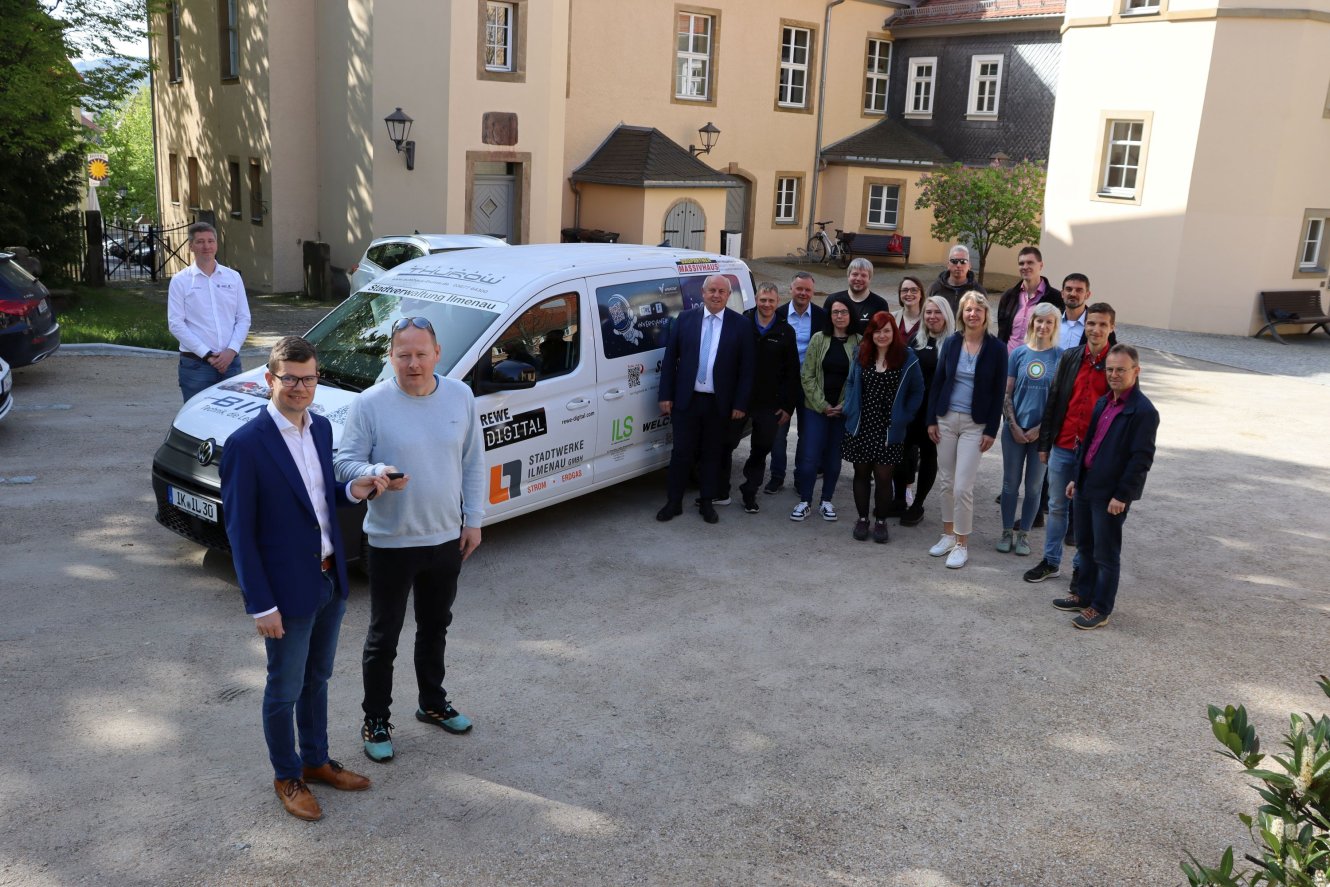 Unternehmen aus Ilmenau und Umgebung ermöglichen Fahrzeug für Vereine der Stadt Ilmenau 