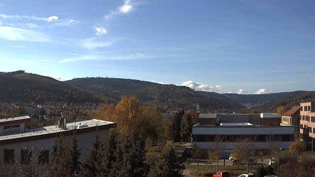 Blick vom Ehrenberg zum Kickelhahn im Oktober